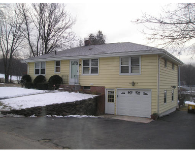 26 Lincoln Ave, South Hadley, MA
