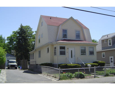 87 Willet St, Quincy, MA