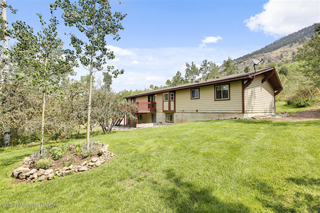 560 Dogwood Dr, Star Valley Ranch, WY