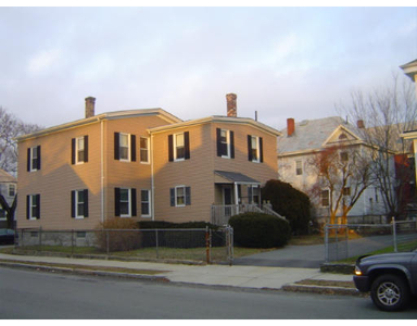 228 Smith St, New Bedford, MA