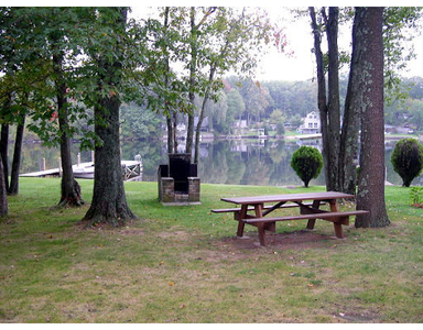 179 Lake Dr, Chepachet, RI