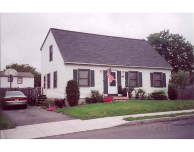 85 Topham St, New Bedford, MA