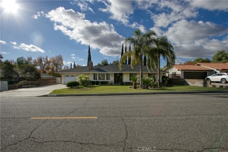 2051 Mountain Ave, Banning, CA