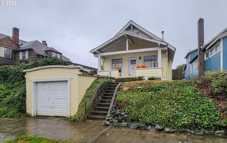 657 Donnelly Ave, Coos Bay, OR