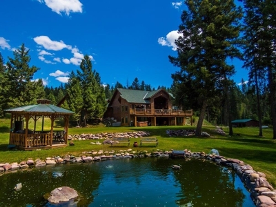 389 Airport Rd, Seeley Lake, MT