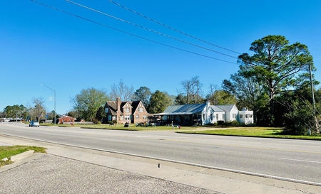 1207 W Bypass, Andalusia, AL