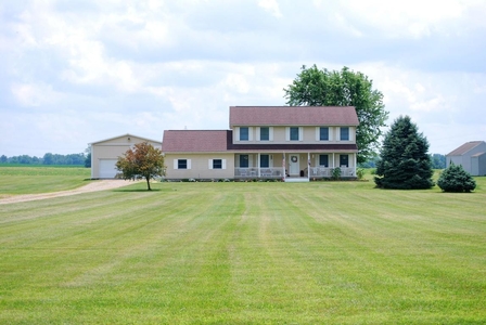 3449 Canal Rd, Millersport, OH