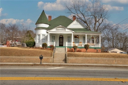 215 Confederate Ave, Dallas, GA