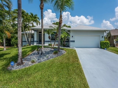 17070 Coral Cay Ln, Fort Myers, FL