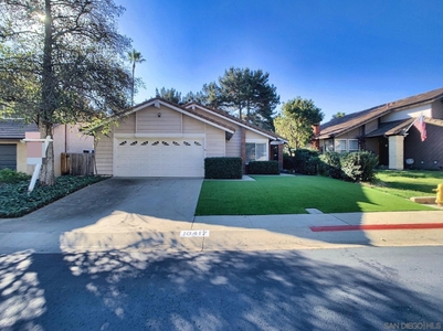 10417 Pine Grove St, Spring Valley, CA