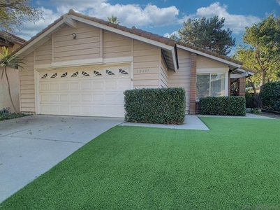 10417 Pine Grove St, Spring Valley, CA
