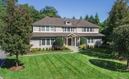 1 Thies Ct, Scarsdale, NY