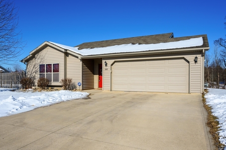 3242 Fawn Ct, Warsaw, IN