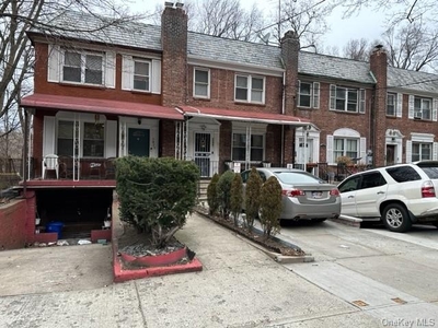 3827 Bailey Avenue, Bronx, NY