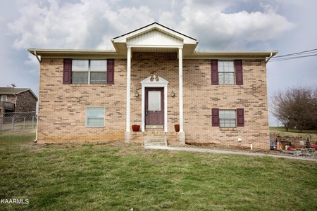 422 Clearbrook Dr, Jefferson City, TN