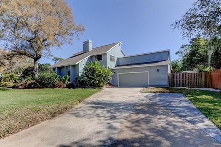 13947 Feather Sound Dr, Clearwater, FL