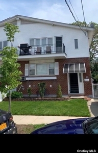 79-10 149 Ave, Queens, NY