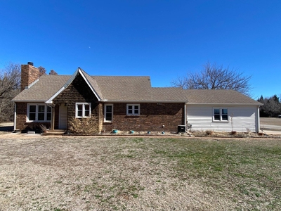 2705 S Cleveland St, Enid, OK