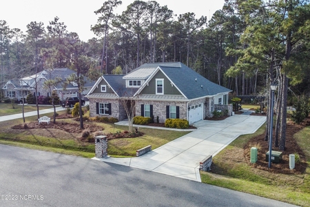 200 Seascape Dr, Sneads Ferry, NC