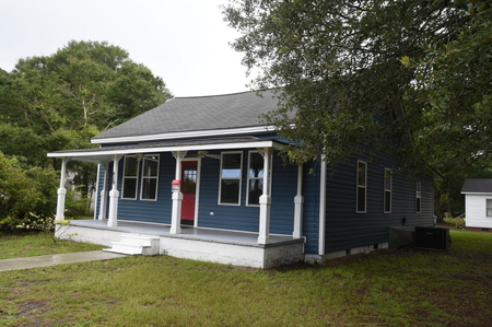 809 Clarendon Ave, Southport, NC