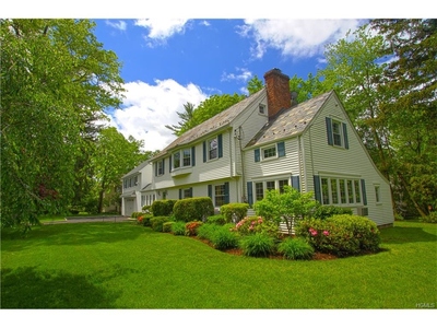 135 Cushman Rd, Scarsdale, NY