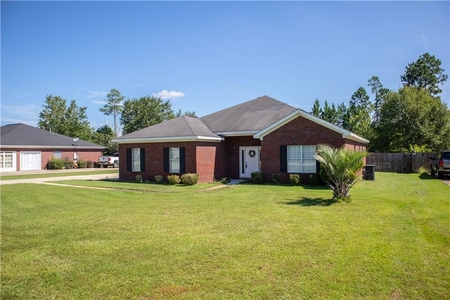 1588 Forest Ave, Saraland, AL