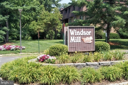 121 Woodmill Dr, East Windsor, NJ
