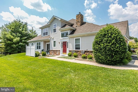 124 Copperfield Dr, Lawrence Township, NJ