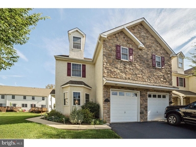 207 Bentley Dr, Trappe, PA