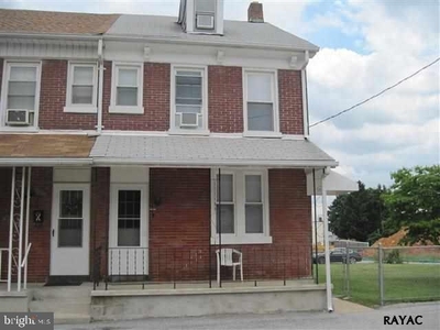 1133 N Court Ave, York, PA