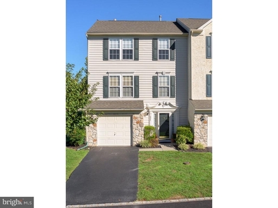 771 Mccardle Dr, West Chester, PA
