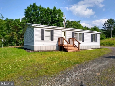 22123 Coles Valley Rd, Robertsdale, PA