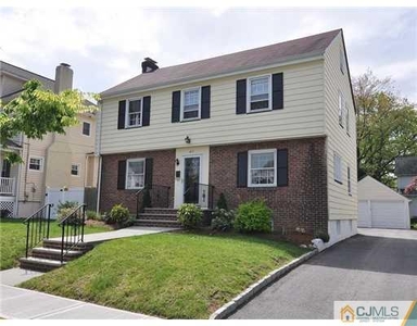 416 W Meadow Ave, Rahway, NJ