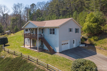 7 Audria Dr, Candler, NC