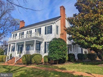1518 Meadow Branch Ave, Winchester, VA