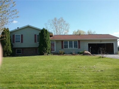 11740 Crawford Rd, Homerville, OH