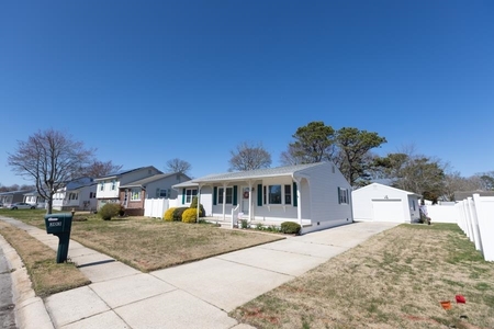 303 Suzanne Ave, Cape May, NJ