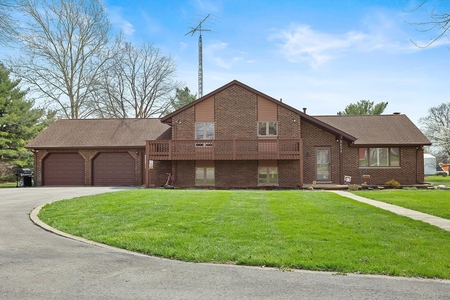 9235 W State Road 26, Rossville, IN