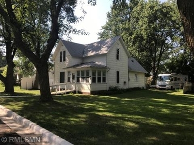 124 Arnold St, West Concord, MN