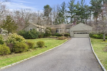 29 Woodchester Dr, Weston, MA