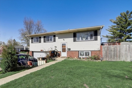 1648 President St, Glendale Heights, IL