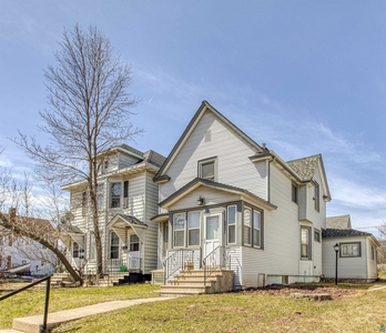 3731 Grand Ave, Duluth, MN