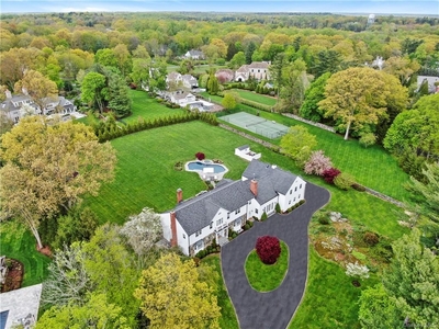 14 Mountain Wood Dr, Greenwich, CT