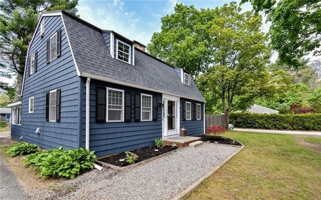 284 Harkney Hill Rd, Coventry, RI
