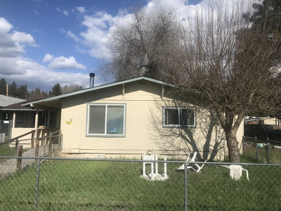 511 S 2nd Ave, Chiloquin, OR