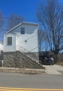 7 Lawrence St, Haverhill, MA