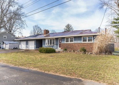 82 N Lincoln St, Mechanicville, NY