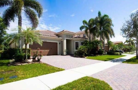 7524 Nw 113th Ave, Parkland, FL