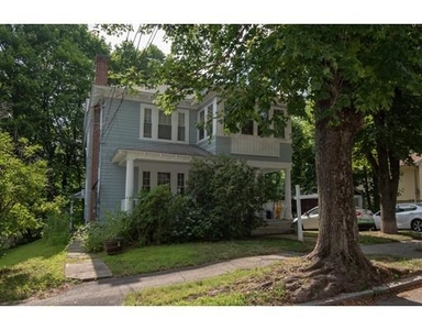 57 Rich St, Worcester, MA
