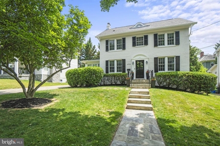 4706 Hunt Ave, Chevy Chase, MD